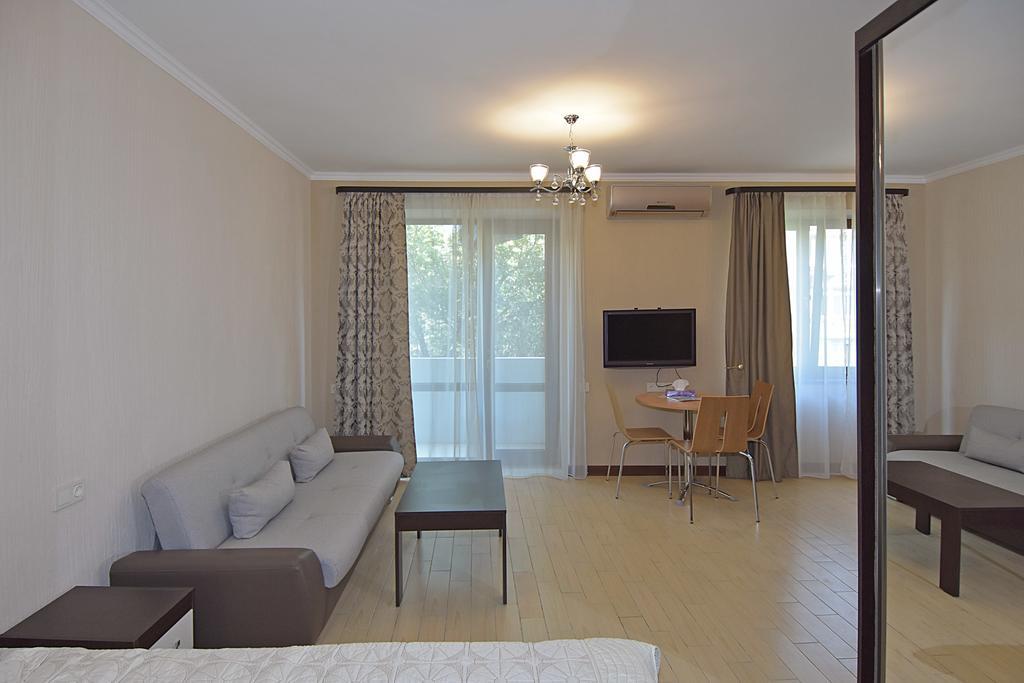 Studioapart In Downtown Єреван Екстер'єр фото